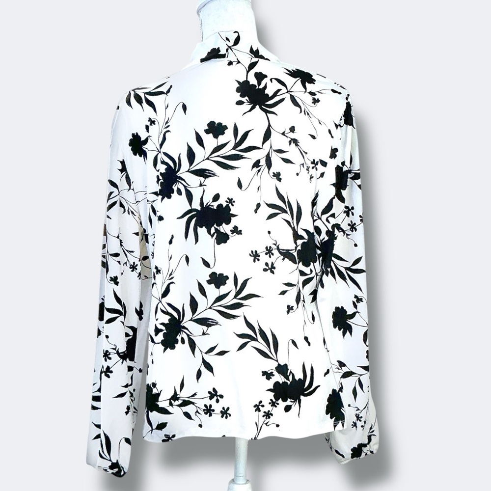 AUW Tie Front Blouse Long Sleeve Bold Floral Black White Women's Top Size XL - Picture 9 of 16